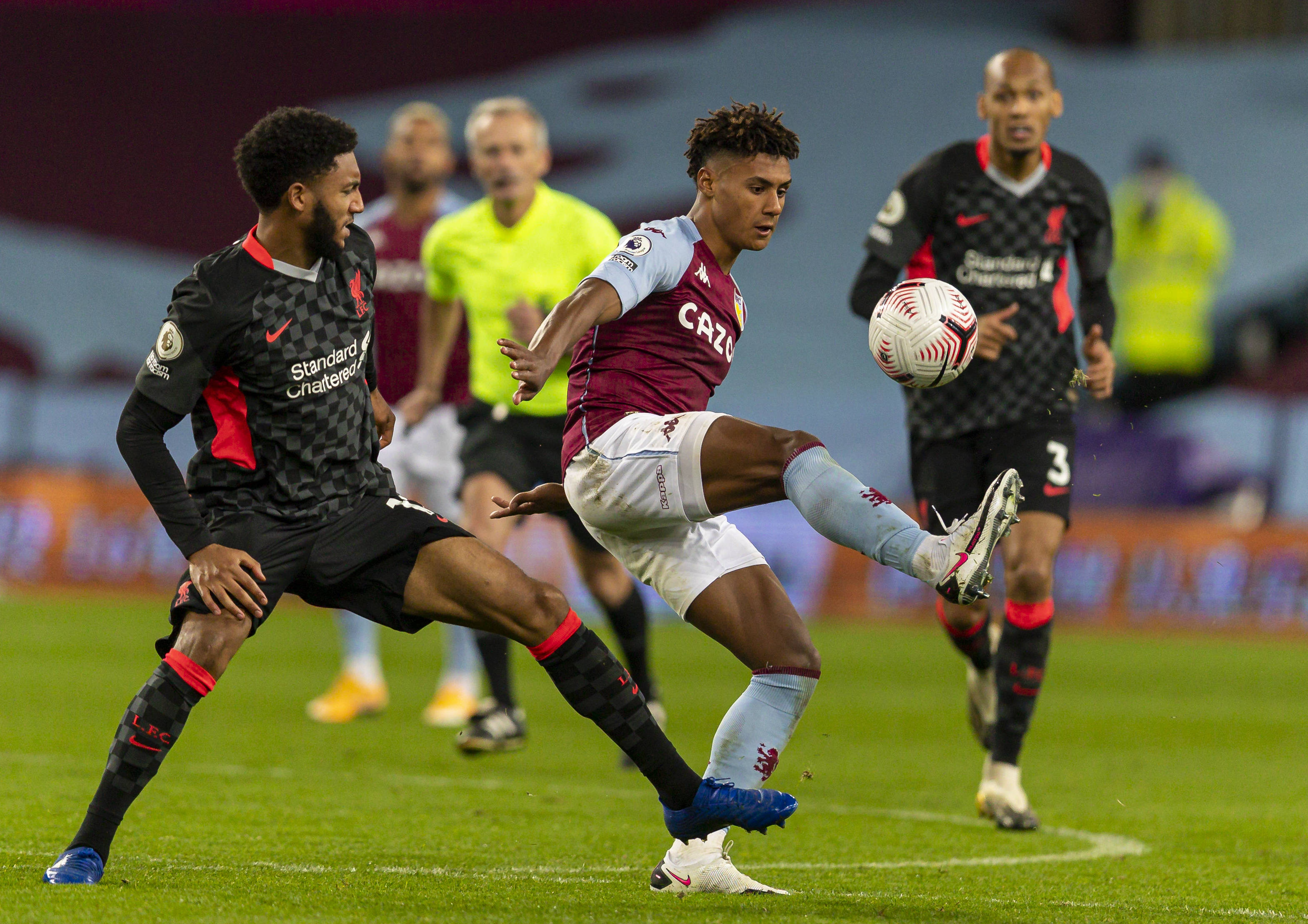 强劲的发球 强劲的发球